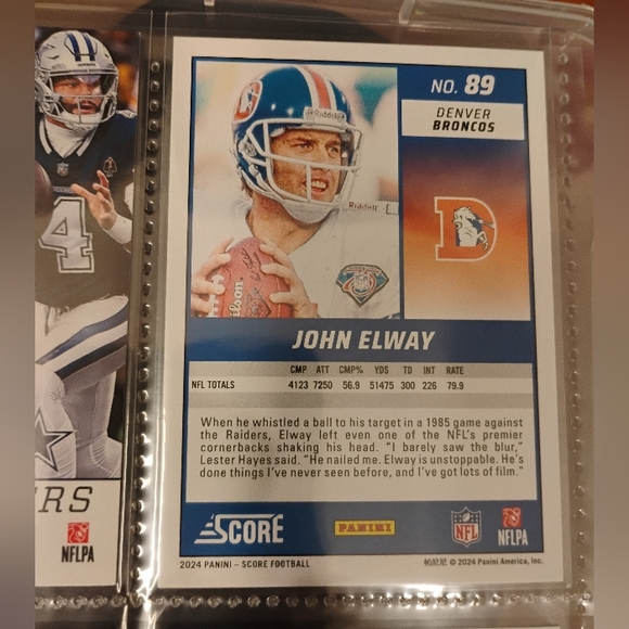 NFL Quarterback 9 Card Pack Assorted Mint Cards - Picture 9 of 16